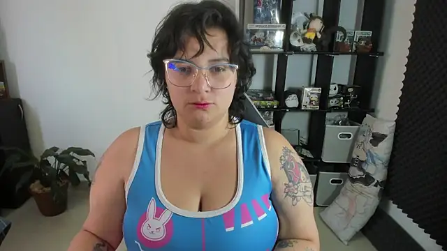 aika-dreams online show from February 2025 01:30:02 PM