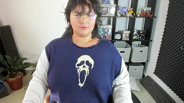 aika-dreams online show from February 2025 03:17:02 PM