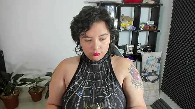 aika-dreams online show from February 2025 12:19:01 PM