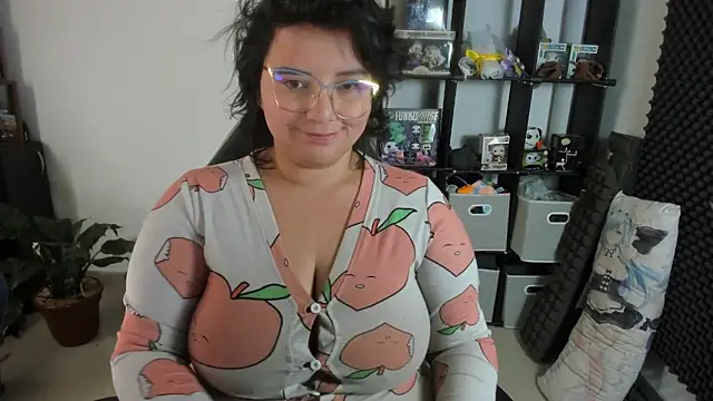 aika-dreams online show from March 2025 03:23:02 PM