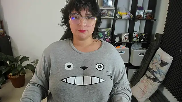 aika-dreams online show from March 2025 02:52:02 PM