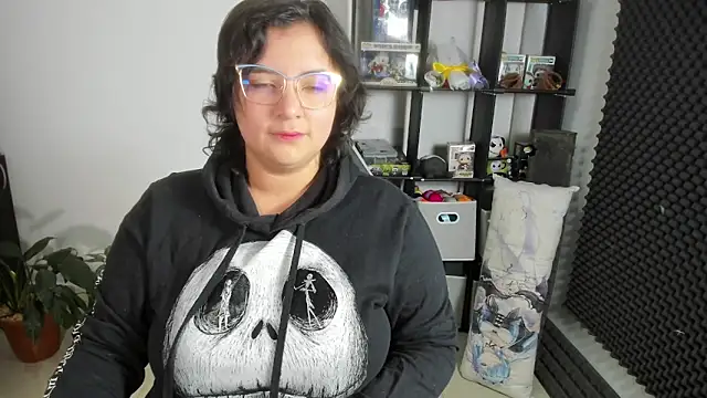 aika-dreams online show from March 2025 11:28:02 AM