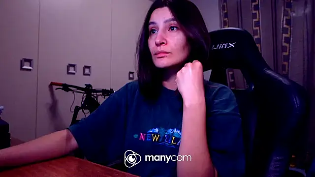 GodlyTheia online show from March 2025 04:40:02 PM