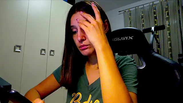 Snapshot of GodlyTheia chatting on September 2025 07:26:01 PM GodlyTheia online show from September 2025 07:26:01 PM