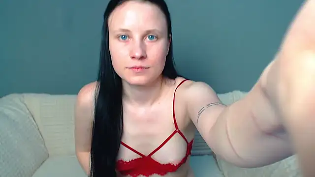 VikiKelt online show from February 2025 06:33:02 AM