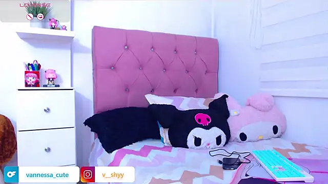 Vannessa  Shy online show from September 2025 10:32:01 PM