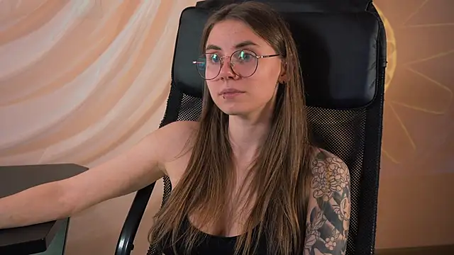  AnnaStark  online show from October 2025 08:20:02 AM