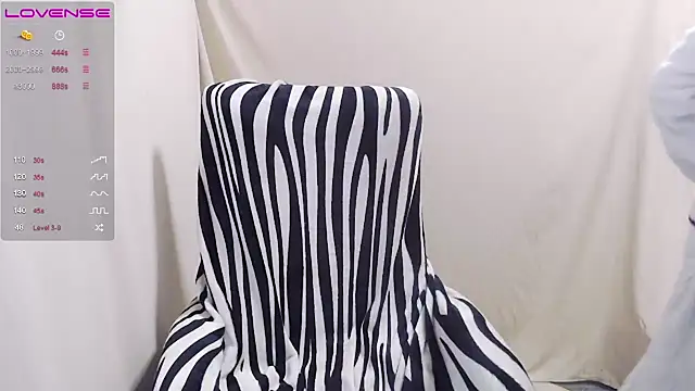 AkinLocal online show from October 2025 12:39:02 PM