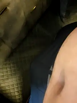 Wildguycums online show from September 2025 06:01:02 PM