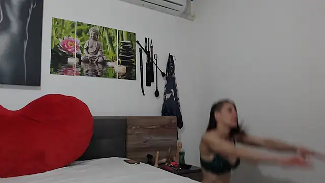 Naschkatze01 online show from March 2025 01:52:02 PM