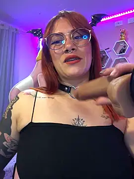 Luna Paris  online show from February 2025 12:10:01 AM