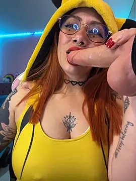 Luna Paris  online show from October 2025 10:07:02 PM