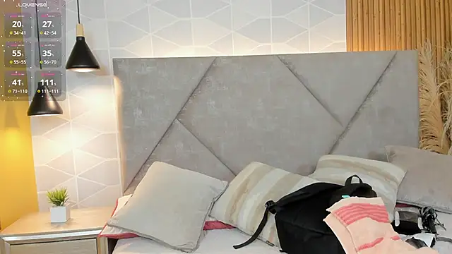 Sammy Fit  online show from April 2026 12:31:01 PM