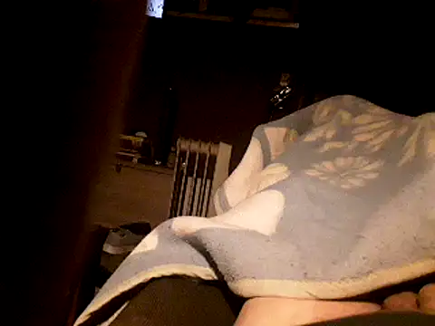 Snapshot of ciruelo1 chatting on February 2025 08:24:01 PM ciruelo1 online show from February 2025 08:24:01 PM