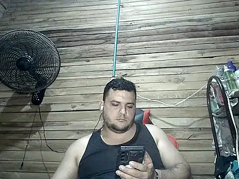 Snapshot of Arcangel_05 chatting on July 2026 04:41:02 AM Arcangel 05 online show from July 2026 04:41:02 AM