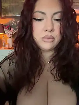 CurvyKimmy1 online show from April 2026 09:22:02 AM