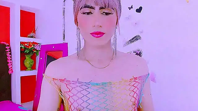Snapshot of priscilahotker chatting on February 2025 05:14:02 AM priscilahotker online show from February 2025 05:14:02 AM
