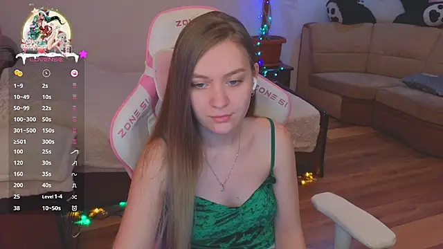 CyrilaPuff online show from December 2024 06:39:01 AM