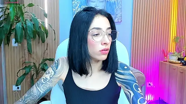 Snapshot of barbie_scoth_ chatting on May 2026 10:28:01 PM barbie scoth online show from May 2026 10:28:01 PM