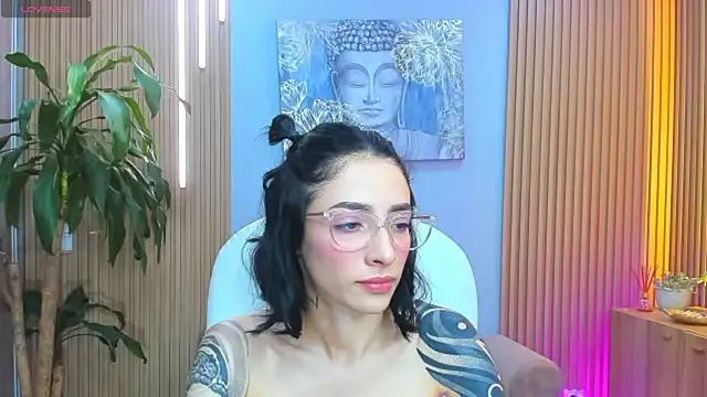 Snapshot of barbie_scoth_ chatting on May 2026 01:33:01 AM barbie scoth online show from May 2026 01:33:01 AM
