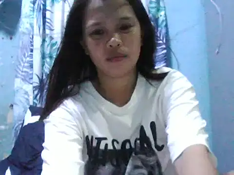 Snapshot of Silly_Girl21 chatting on May 2026 03:10:01 PM Silly Girl21 online show from May 2026 03:10:01 PM