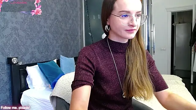 KateJonson online show from September 2025 07:10:01 AM