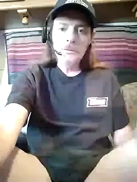 truckerlove69 online show from February 2025 08:10:01 PM