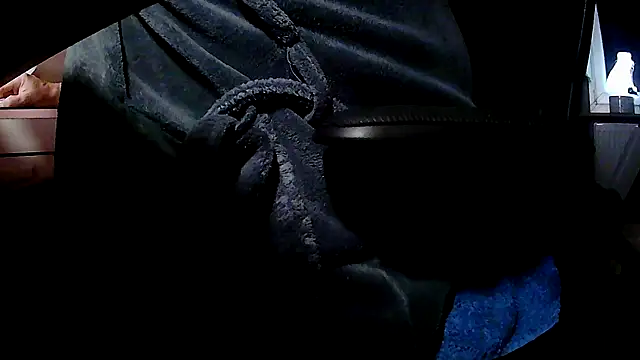 suedel65 online show from December 2025 03:04:01 AM