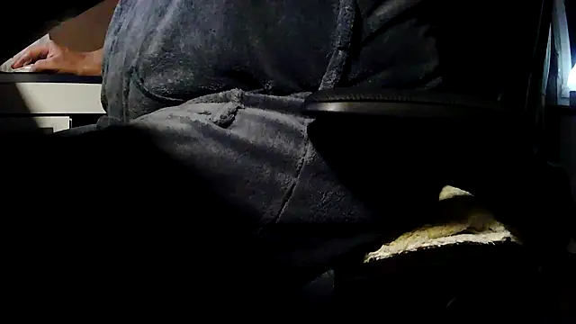 suedel65 online show from January 2026 02:25:02 AM