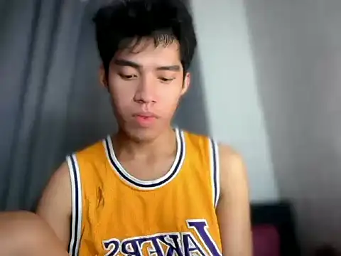 Lightjt04 online show from May 2026 09:09:02 PM
