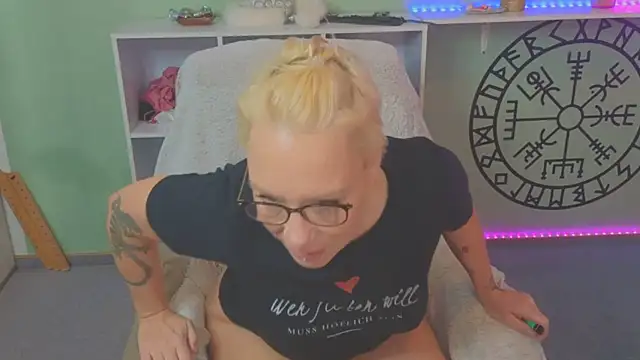 Jan ina online show from February 2025 09:09:02 AM