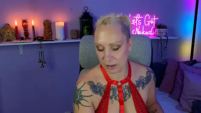 Jan ina online show from November 2025 01:13:02 PM