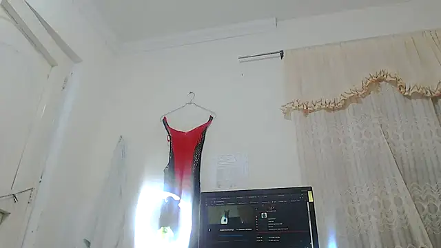 Snapshot of Yayis-hot-sexyw chatting on February 2025 12:30:02 AM Yayis-hot-sexyw online show from February 2025 12:30:02 AM