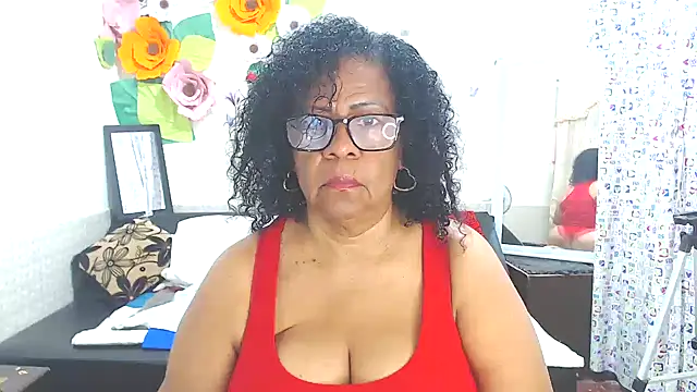 Snapshot of Yayis-hot-sexyw chatting on February 2025 08:33:02 PM Yayis-hot-sexyw online show from February 2025 08:33:02 PM