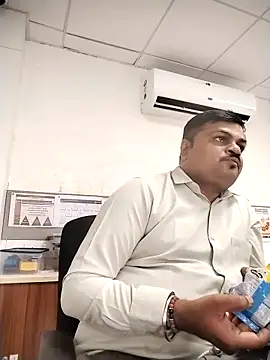 Desi Londa 143 online show from September 2025 04:17:02 AM