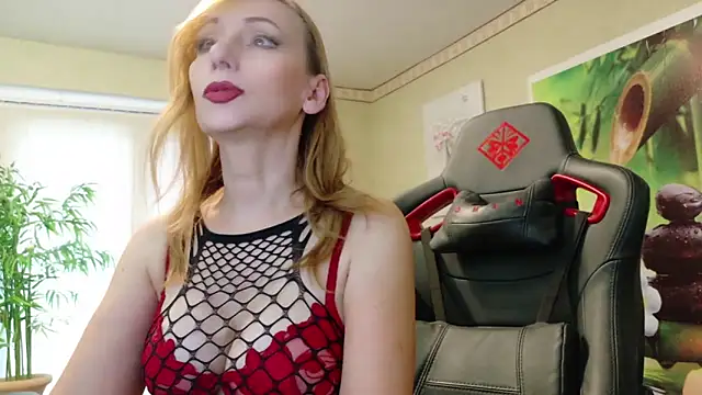 HotLana69 online show from February 2025 03:50:02 PM