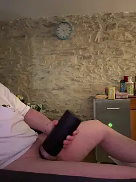 Snapshot of yann2392 chatting on May 2026 04:46:02 PM yann2392 online show from May 2026 04:46:02 PM