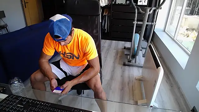 samricci21 online show from October 2025 09:52:01 AM