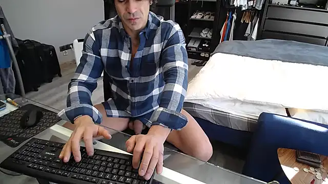 samricci21 online show from November 2025 12:42:01 PM