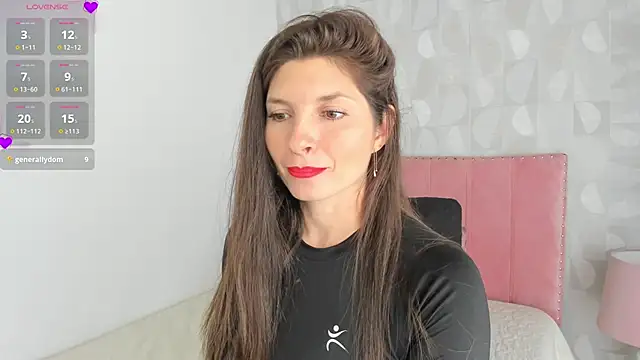 Snapshot of Azahara_Amin_ chatting on October 2025 05:32:02 PM Azahara Amin online show from October 2025 05:32:02 PM