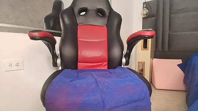 arletmss online show from March 2025 11:53:02 AM