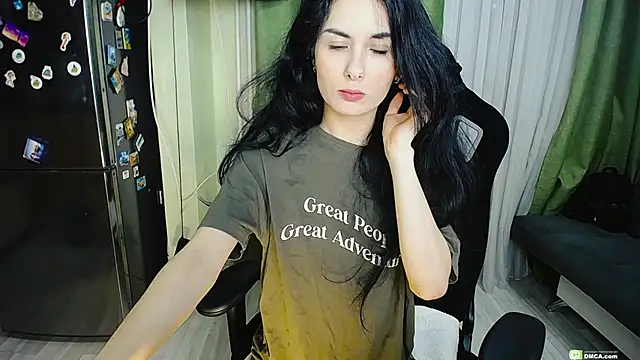 Snapshot of The_Blacksphinxxx chatting on January 2025 06:21:01 PM The Blacksphinxxx online show from January 2025 06:21:01 PM