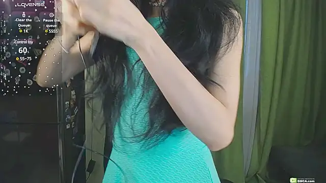 Snapshot of The_Blacksphinxxx chatting on February 2025 01:30:01 PM The Blacksphinxxx online show from February 2025 01:30:01 PM