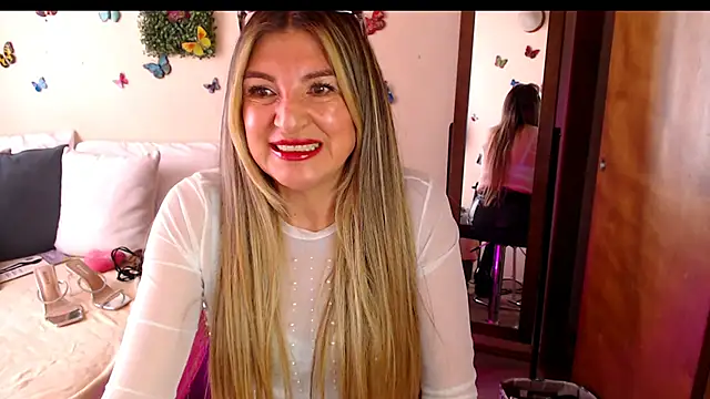Jolie-Mature online show from July 2026 09:41:01 PM