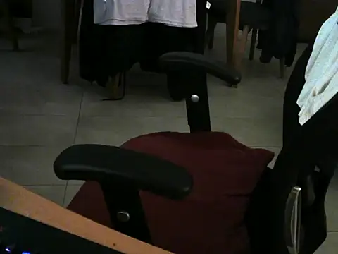 Snapshot of charly2994 chatting on March 2026 01:44:01 AM charly2994 online show from March 2026 01:44:01 AM