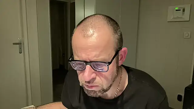 FABIOGLASSES online show from January 2026 10:24:02 PM