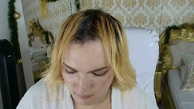 Snapshot of katya_kozlov chatting on January 2025 03:47:01 AM katya kozlov online show from January 2025 03:47:01 AM