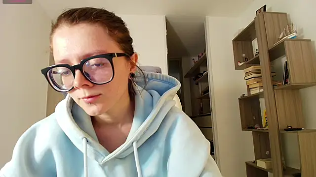 Arya starrk online show from September 2025 02:07:01 PM