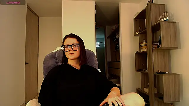 Arya starrk online show from November 2025 07:26:02 PM