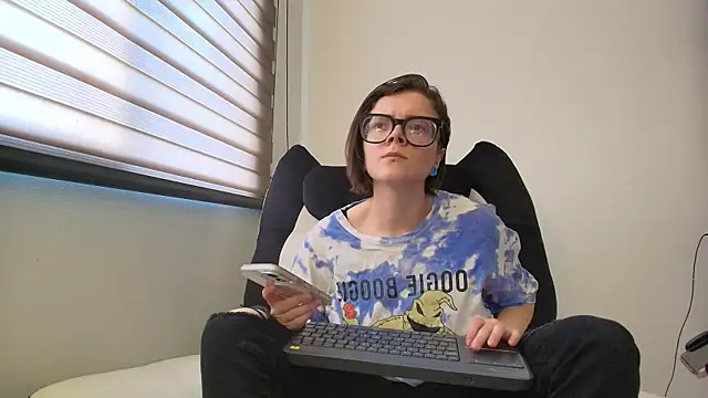 Arya starrk online show from January 2026 02:41:01 PM